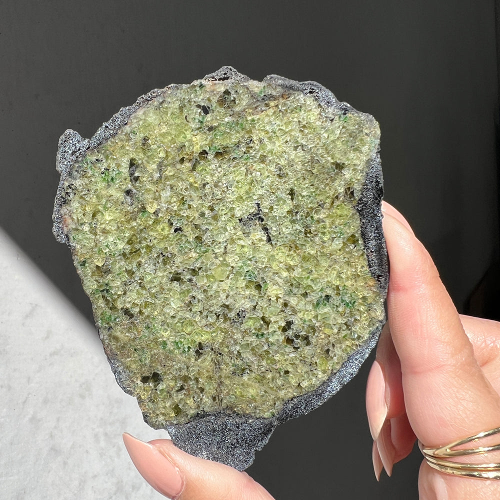 Peridot Bomb Slice - 01