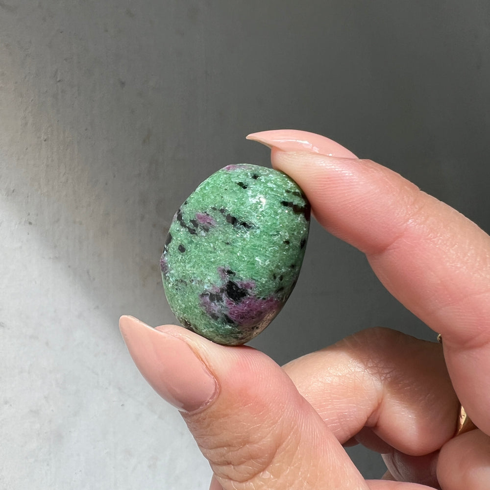 Ruby Zoisite Tumble 1pc