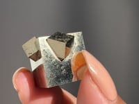 
                
                    Load and play video in Gallery viewer, Pyrite Cube A-grade - 11
                
            