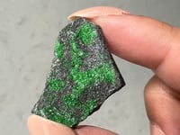 
                
                    Load and play video in Gallery viewer, Uvarovite (Green Garnet) - 04
                
            