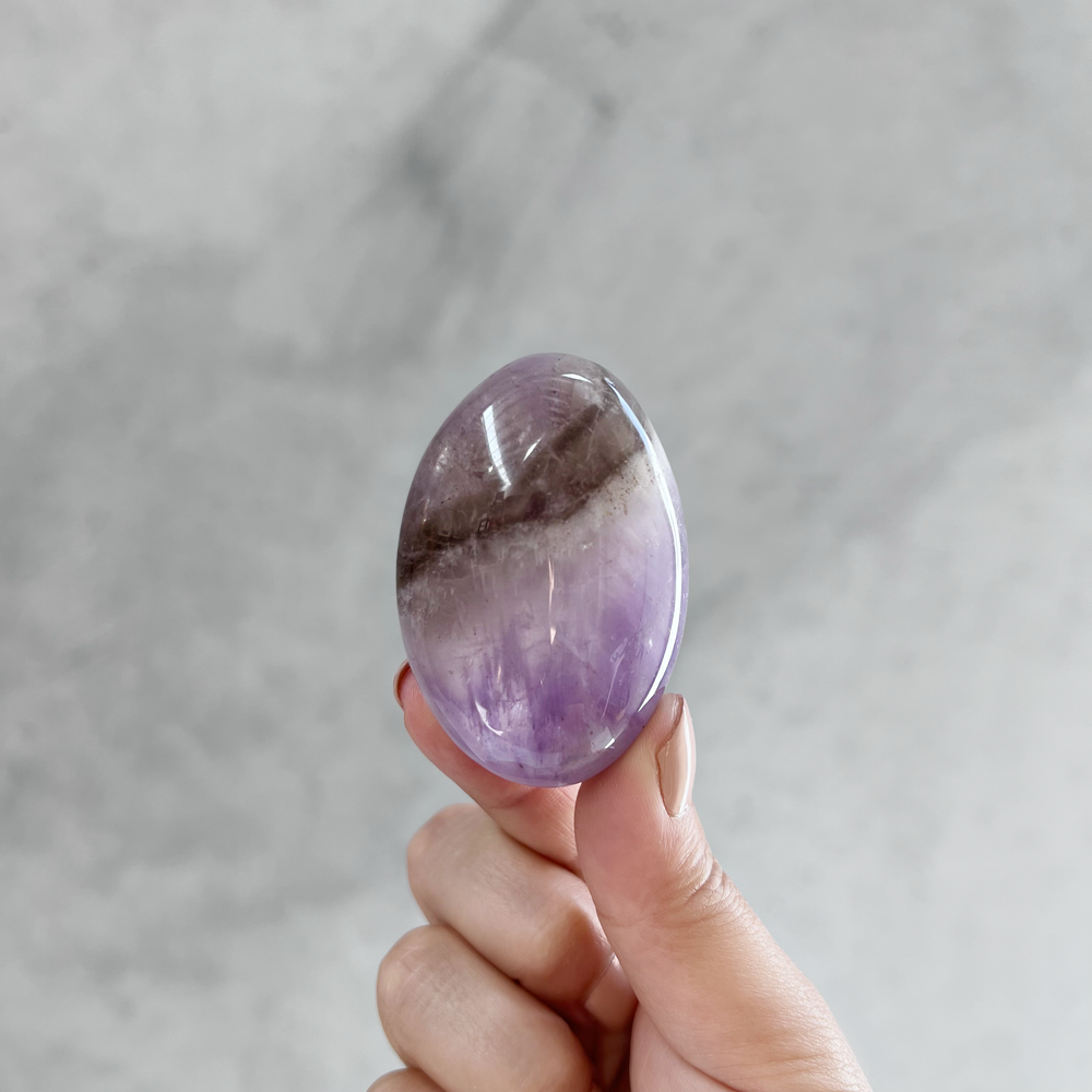 
                
                    Load image into Gallery viewer, Amethyst Palmstone - 02
                
            