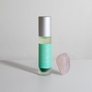Feels aromatherapy roller blend and rose quartz